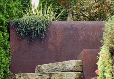 Related Project: Rock & Steel